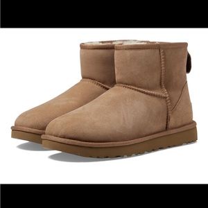 UGG Classic mini ll